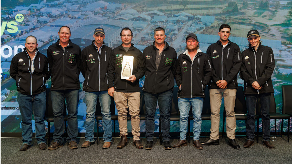 fencing_comp_3