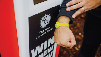 smartband_16x9_5 Fieldays entrance