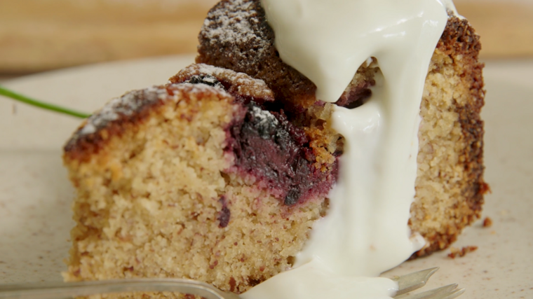 Fieldays-Kitchen-Nici-Wickes-Blackberry-Polenta-Cake